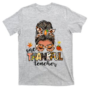 One Thankful Mama Messy Bun Leopard Mom Fall Thanksgiving T-Shirt