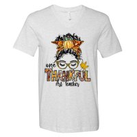 One Thankful Teacher Fun Turkey Thanksgiving Family V-Neck T-Shirt