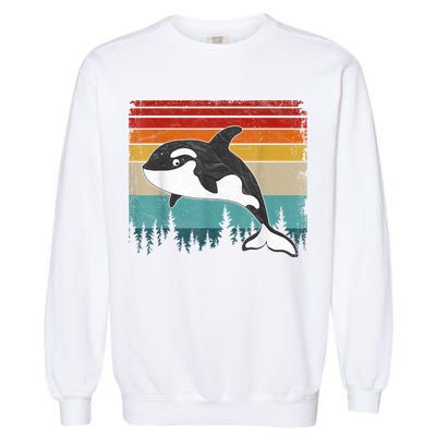 Orca Vintage Distressed Retro Style Cool Orca Garment-Dyed Sweatshirt