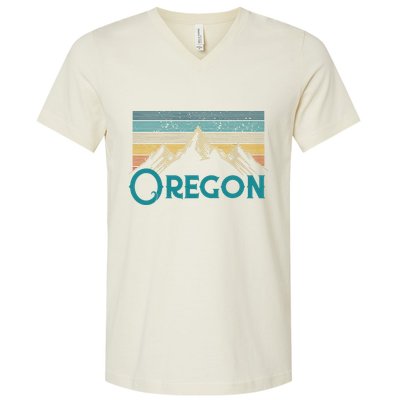 Oregon Vintage Mountains Retro Hiking Souvenir Gift V-Neck T-Shirt