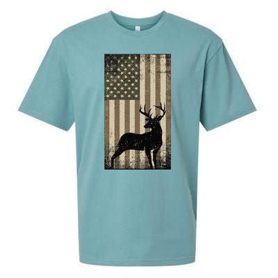 Outdoor Whitetail Buck Deer Usa Flag Big Game Hunter Sueded Cloud Jersey T-Shirt