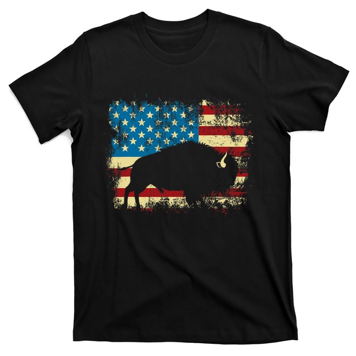 Patriotic American Bison Buffalo Lover Wildlife Usa Flag T-Shirt