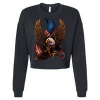 Patriotic American Design With Eagle And Flag Cropped Pullover Crew