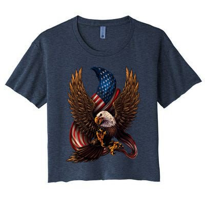 Patriotic American Design With Eagle And Flag Women's Crop Top Tee