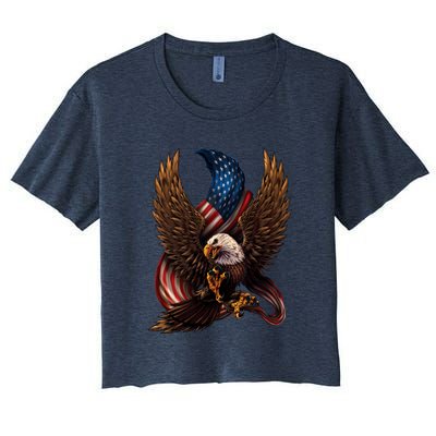 Patriotic American Design With Eagle And Flag Women's Crop Top Tee