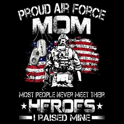 Proud Air Force Mom Air Force Graduation Mom USAF Heroes T-Shirt