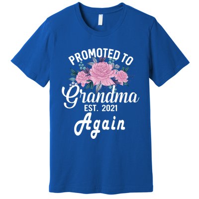 Pregnancy Announcet For GrandparentsPromoted To Grandma Gift Premium T-Shirt