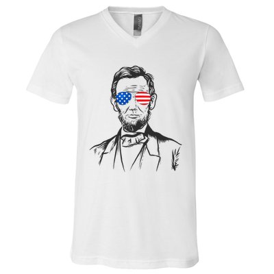 President Abraham Lincoln Portrait Usa America Sunglasses V-Neck T-Shirt