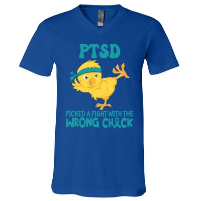 Ptsd Awareness Month Ptsd Picked A Fight The Wrong Chick Gift V-Neck T-Shirt