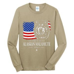 Proud Alaskan Malamute Dad American Flag Patriotic Dog Gift Tall Long Sleeve T-Shirt