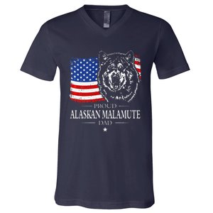 Proud Alaskan Malamute Dad American Flag Patriotic Dog Gift V-Neck T-Shirt