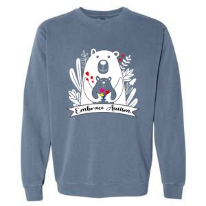 Proud Autism Mom Bear Animal Puzzle Autism Awareness Day Cute Gift Garment-Dyed Sweatshirt