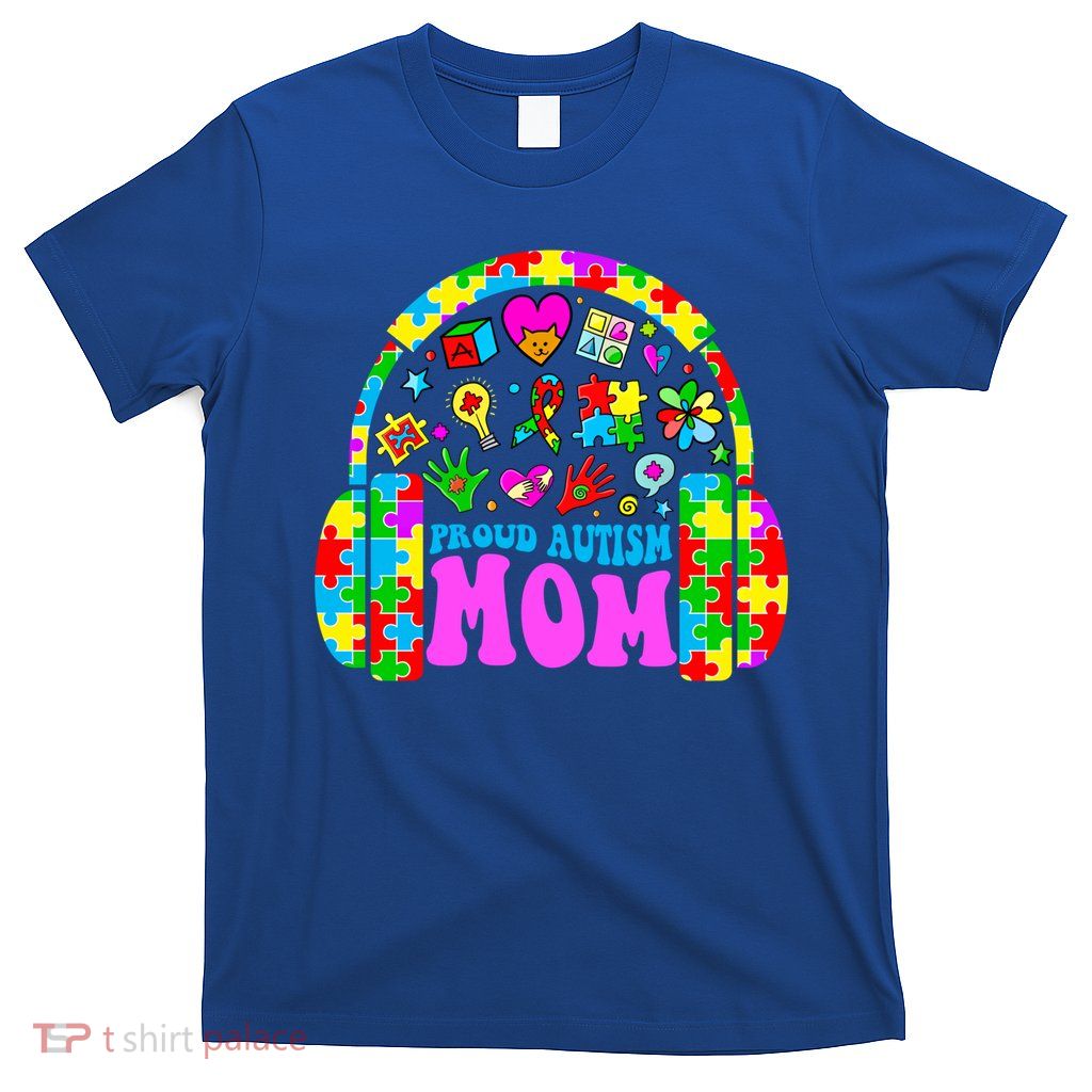 Proud Autism Mom Retro Mama Autism Awareness Month Gift T-Shirt