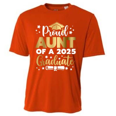 Proud Aunt Of A 2025 Graduate Auntie Senior 2025 Cute Gift Cooling Performance Crew T-Shirt