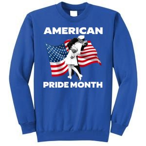 Patriotic American Pride Month Classic Wwii Soldier Kissing Nurse Tall Sweatshirt