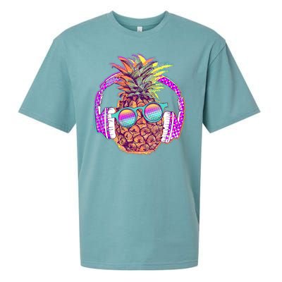 Pop Art Summer Time Headphones Pineapple Sueded Cloud Jersey T-Shirt