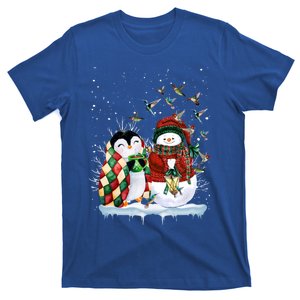 Penguin And Snow Merry Christmas Penguin Lover Meaningful Gift T-Shirt