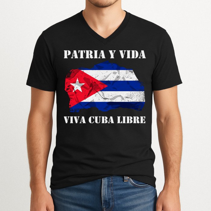 Patria Y Vida Viva Cuba Libre Distressed Cuban Flag V-Neck T-Shirt