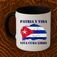 Patria Y Vida Viva Cuba Libre Distressed Cuban Flag Coffee Mug