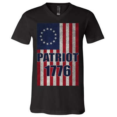 Patriot Betsy Ross Flag 1776 V-Neck T-Shirt