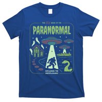 Paranormal Bigfoot Ghosts Aliens Sasquatch UFO Halloween T-Shirt