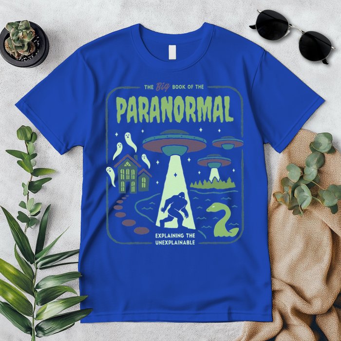 Paranormal Bigfoot Ghosts Aliens Sasquatch UFO Halloween Premium T-Shirt