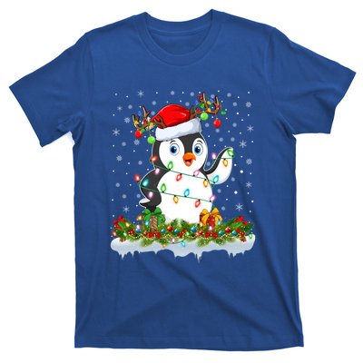 Penguin Bird Lover Xmas Lighting Santa Penguin Christmas Gift T-Shirt