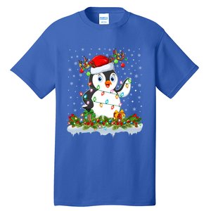 Penguin Bird Lover Xmas Lighting Santa Penguin Christmas Gift Tall T-Shirt