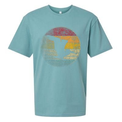 Pelican Bird Sun Retro Vintage 80s Gift Beach Tropical Sueded Cloud Jersey T-Shirt