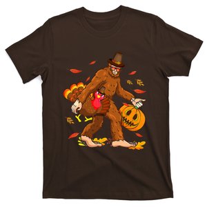 Pilgrim Bigfoot Turkey Retro Thanksgiving Sasquatch   T-Shirt