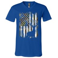 Patriotic Camo American Flag Deer Hunter Hunting Cute Gift V-Neck T-Shirt