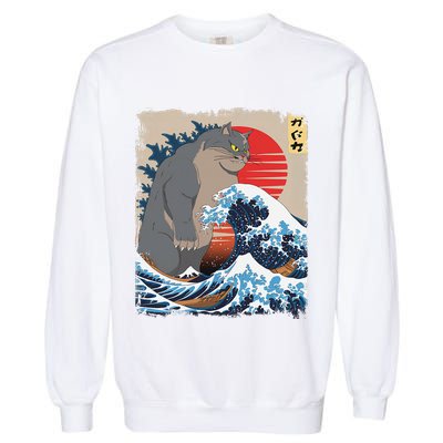 Persian Catzilla Funny Cat Ocean Waves Japanese Art Retro Garment-Dyed Sweatshirt