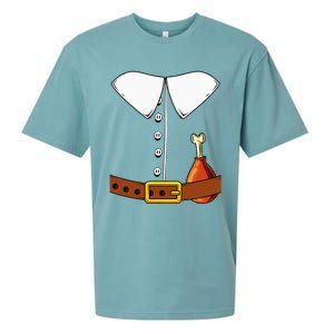 Pilgrim Costume Hat And Thanksgiving Turkey Day Graphic Sueded Cloud Jersey T-Shirt