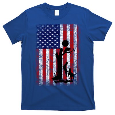 Patriotic Coon Hunting Dogs American Flag Gift T-Shirt