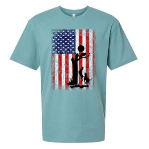 Patriotic Coon Hunting Dogs American Flag Gift Sueded Cloud Jersey T-Shirt