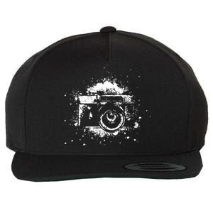 Photographer Camera Photography Retro Journalist Tee Wool Snapback Cap