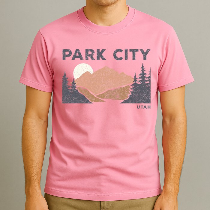 Park City Utah Faded Mountain Forest Hiking T-Shirt