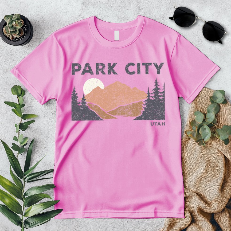Park City Utah Faded Mountain Forest Hiking Premium T-Shirt