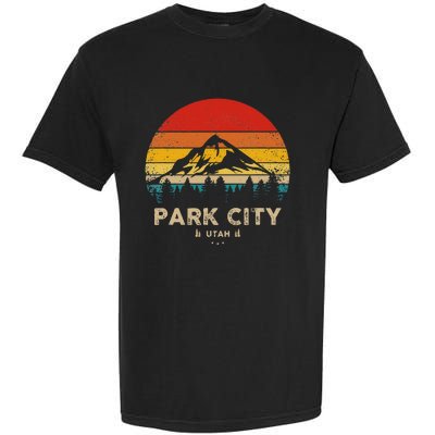 Park City Utah Ski Winter Sports Vintage Souvenir Skier Garment-Dyed Heavyweight T-Shirt