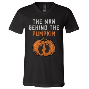 Pumpkin Dad Halloween Surprise: Revealing the Unexpected V-Neck T-Shirt