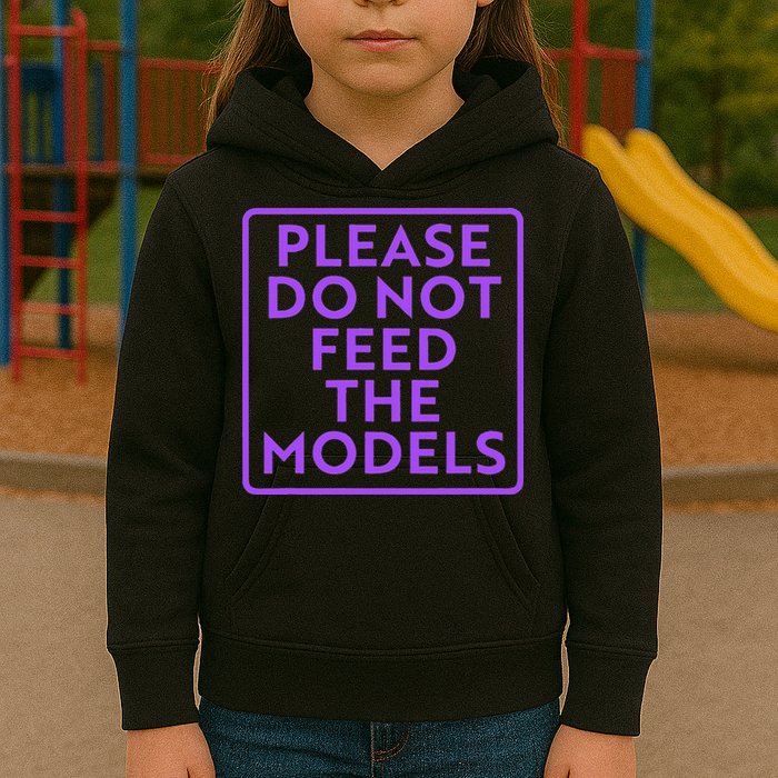 Please do not feed the models Kids Hoodie