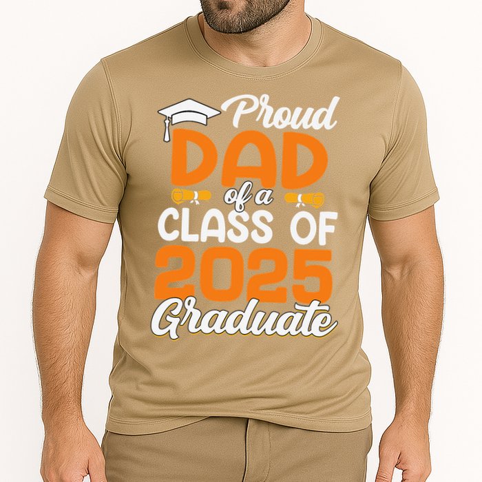Proud Dad Of A 2025 Graduate Dad Graduation Senior 2025 Cooling Performance Crew T-Shirt