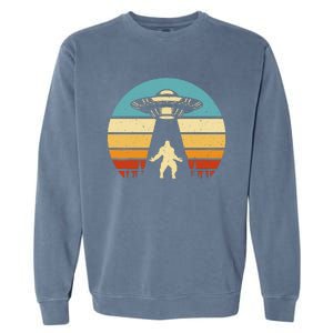 Paranormal Design Sasquatch Ufo Garment-Dyed Sweatshirt