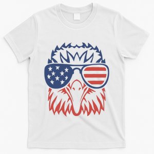 Patriotic Eagle 4th of July USA American Flag Design T-Shirt