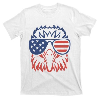 Patriotic Eagle 4th of July USA American Flag Design T-Shirt