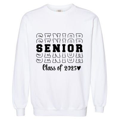 Proud Family Class Of 2025 Cute Heart Senior 2025 Garment-Dyed Sweatshirt
