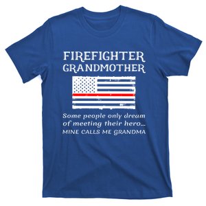 Proud Firefighter Grandmother Fire Fire Grandma Flag Cute Gift T-Shirt