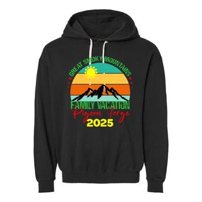 Pigeon Forge Great Smoky Mountains Family Vacation 2025 Trip Garment-Dyed Fleece Hoodie