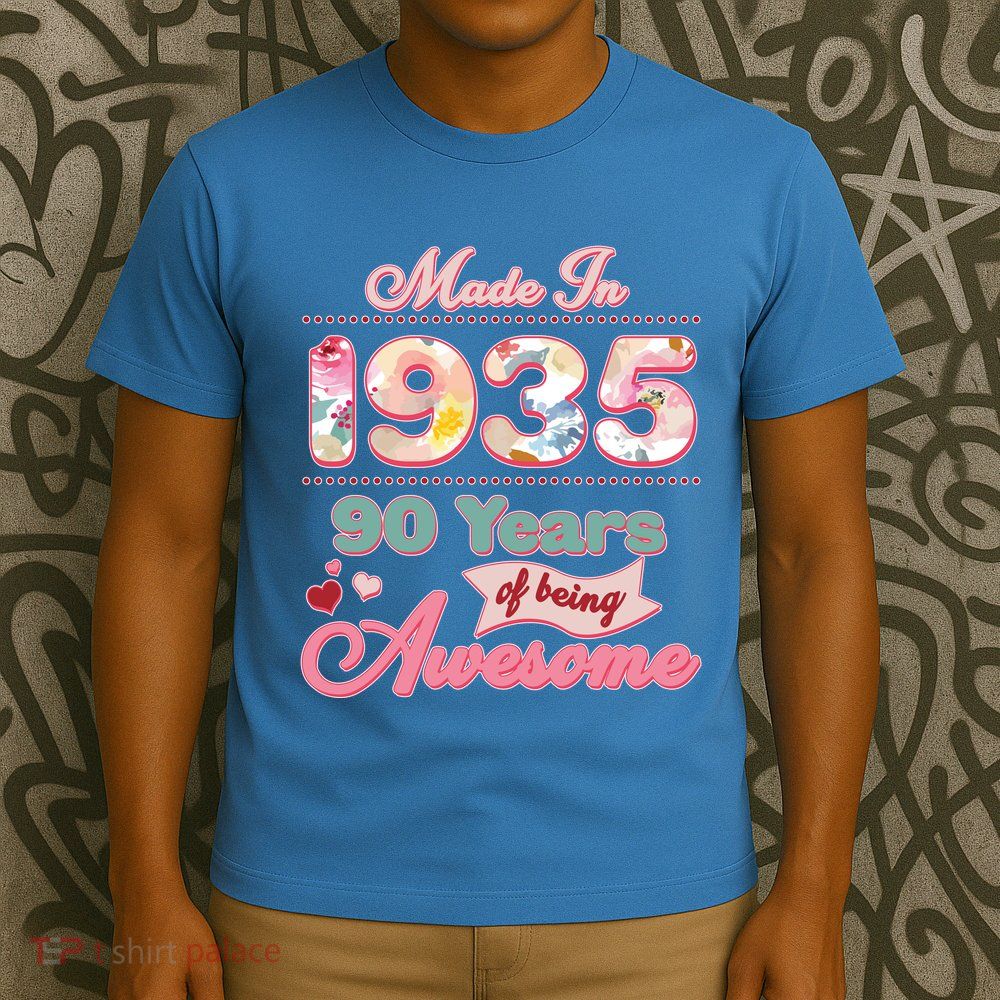 Pink Floral Made In 1935 90 Years Of Being Awesome Birthday T-Shirt