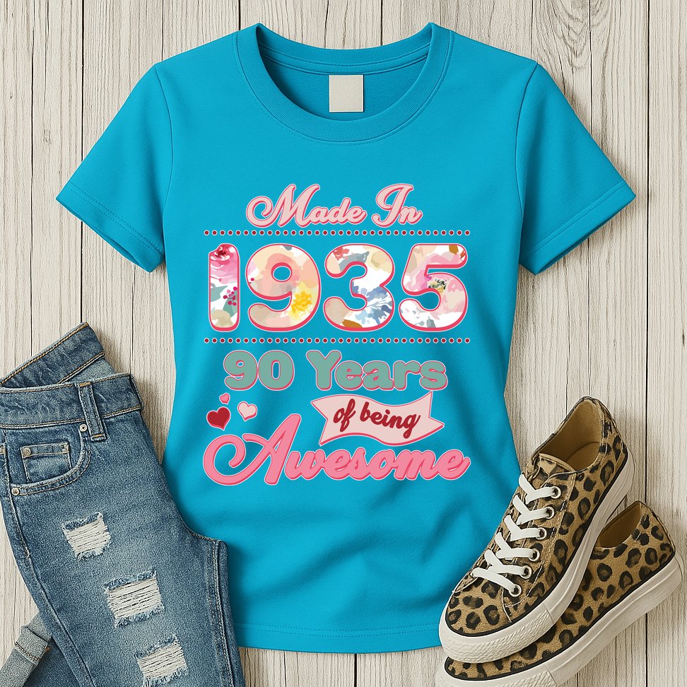 Pink Floral Made In 1935 90 Years Of Being Awesome Birthday Womens T-Shirt